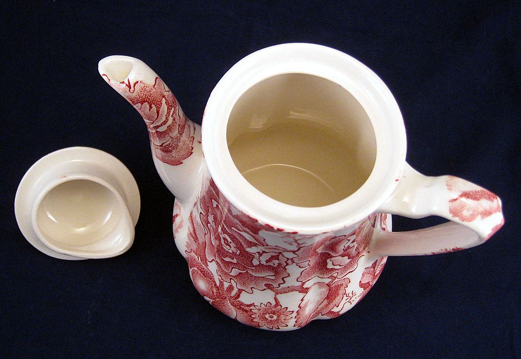 Johnson Brothers Red English Chippendale Coffee Pot Johnson Brothers Red English Chippendale Coffee Pot
