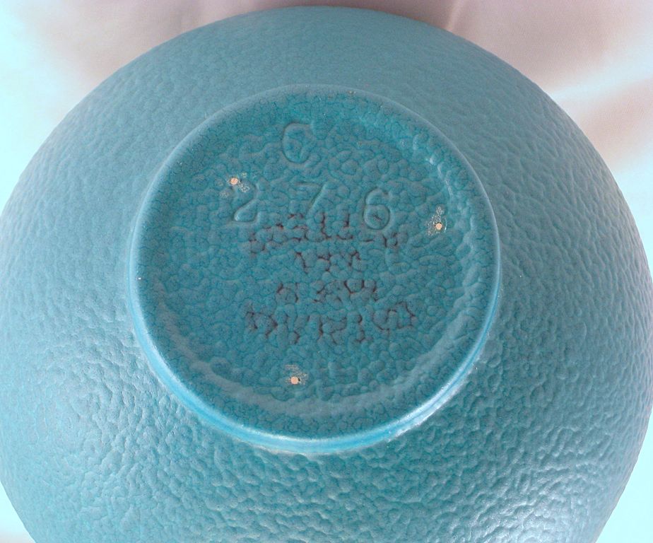 Catalina California pottery turquoise two handled vase #276 Catalina California pottery turquoise two handled vase #276