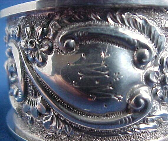 Excellent English Repousse Sterling Silver Napkin Ring Birmingham 1907 Excellent English Repousse Sterling Silver Napkin Ring Birmingham 1907