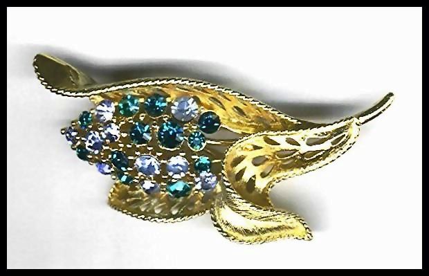 Lisner Pin Brooch with Blue and Turquoise Rhinestones Lisner Pin Brooch with Blue and Turquoise Rhinestones