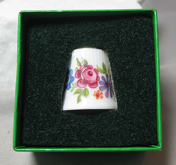 Porcelain Thimble Adorned with Flowers - Selb Bavaria Porcelain Thimble Adorned with Flowers - Selb Bavaria