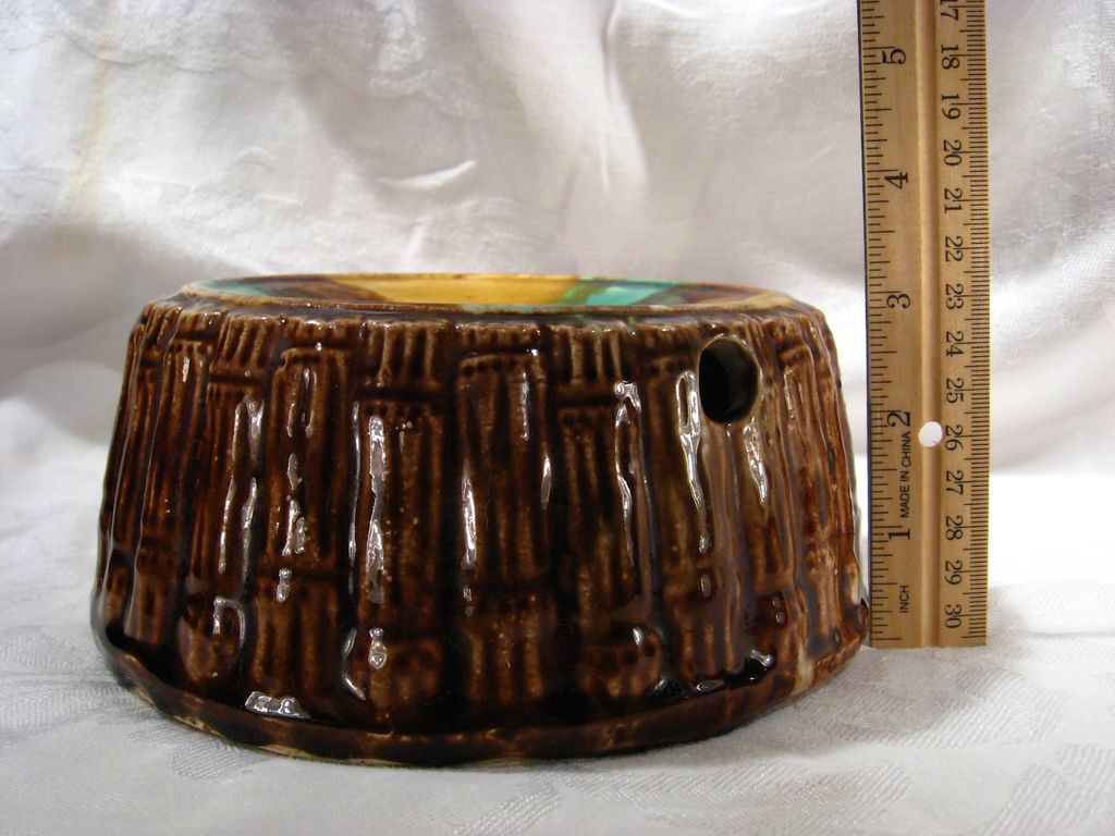 Antique Majolica Pottery Spittoon, Ladies Model, Bamboo, Colors Antique Majolica Pottery Spittoon, Ladies Model, Bamboo, Colors