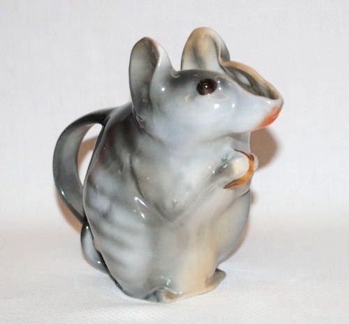 Rare! Royal Bayreuth Mouse Figural Milk Pitcher Rare! Royal Bayreuth Mouse Figural Milk Pitcher