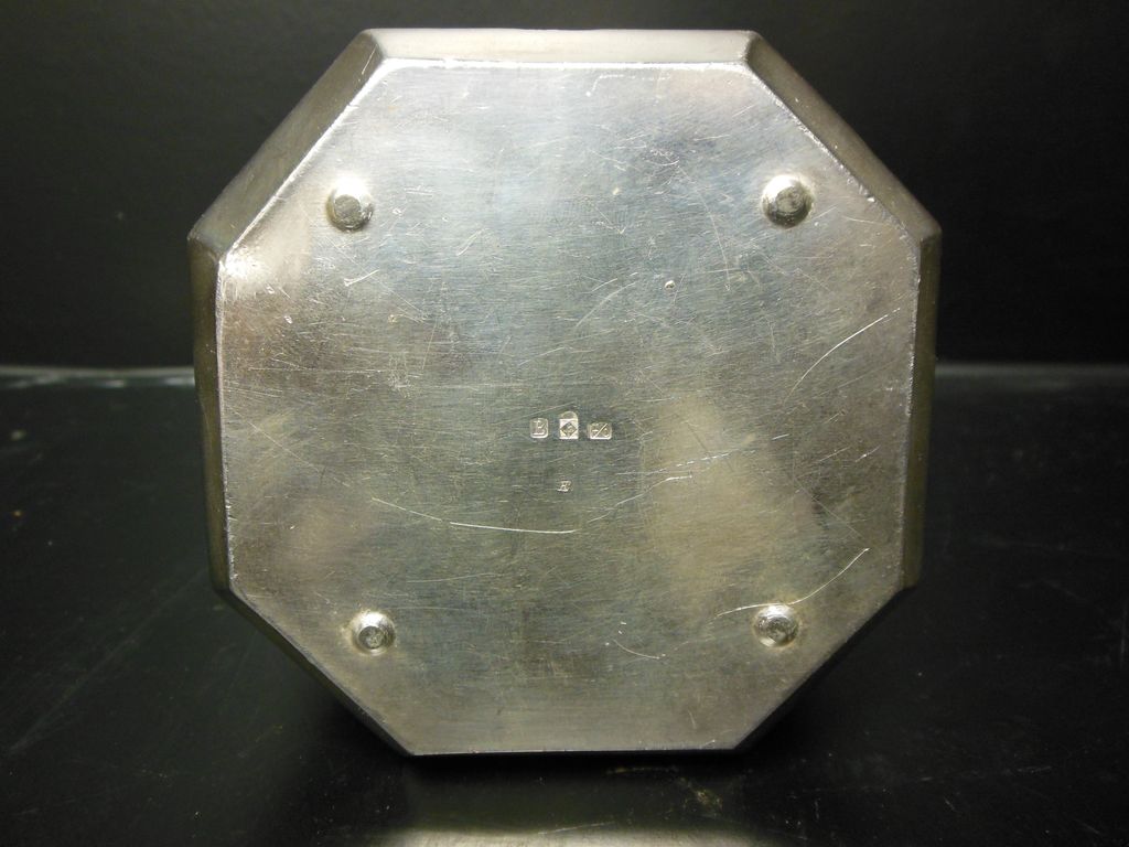 Arts & Crafts Movement Octagonal Metal Box - Austria Arts & Crafts Movement Octagonal Metal Box - Austria