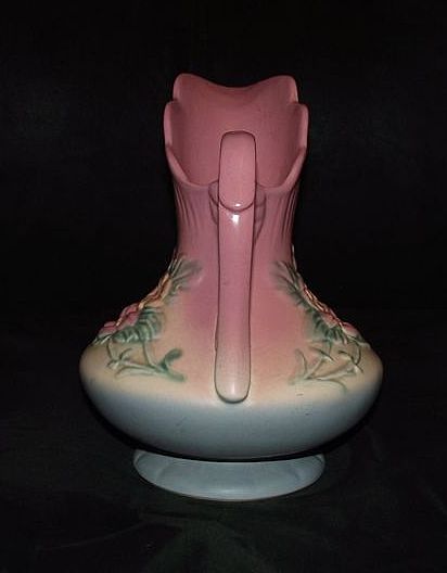 Marked "Hull Art" Wildflower Ewer W-11-8 1/2" High in Near Mint Condition ! Ca. 1928 to 1935. Marked "Hull Art" Wildflower Ewer W-11-8 1/2" High in Near Mint Condition ! Ca. 1928 to 1935.