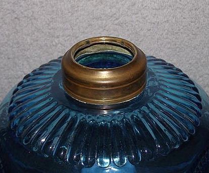 Rare Blue Carnival Glass "Zipper Loop" Pattern with a Milkglass Base !!! Rare Blue Carnival Glass "Zipper Loop" Pattern with a Milkglass Base !!!