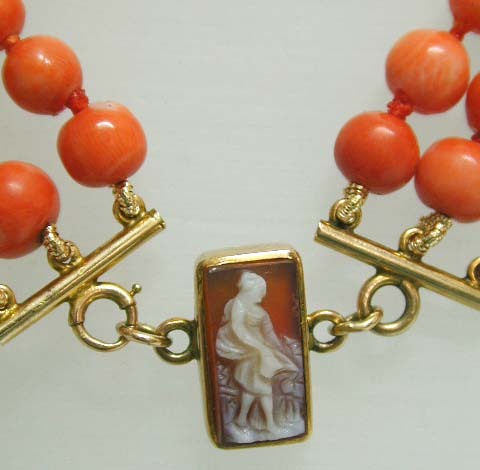 Item ID: coralladyclasp In Shop's Backroom Item ID: coralladyclasp In Shop's Backroom