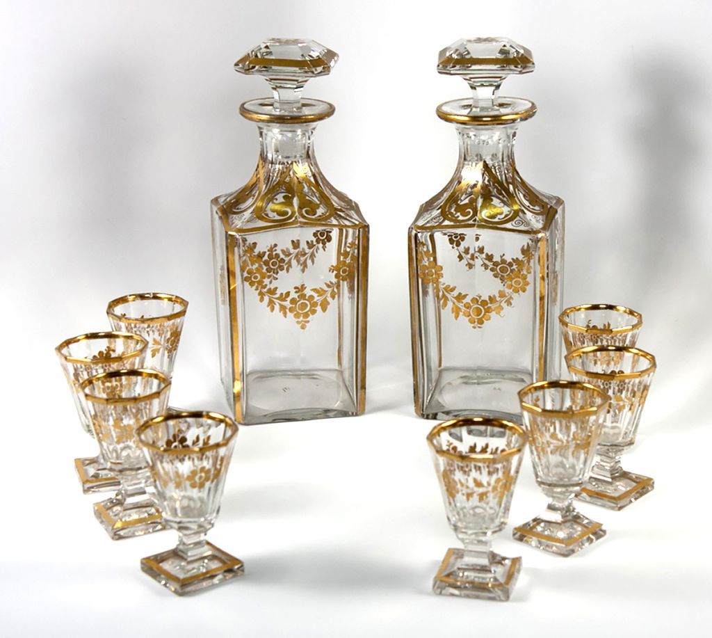 Fine 19th C. French Baccarat Crystal 2 Decanter & 8 Cordials Liqueur
