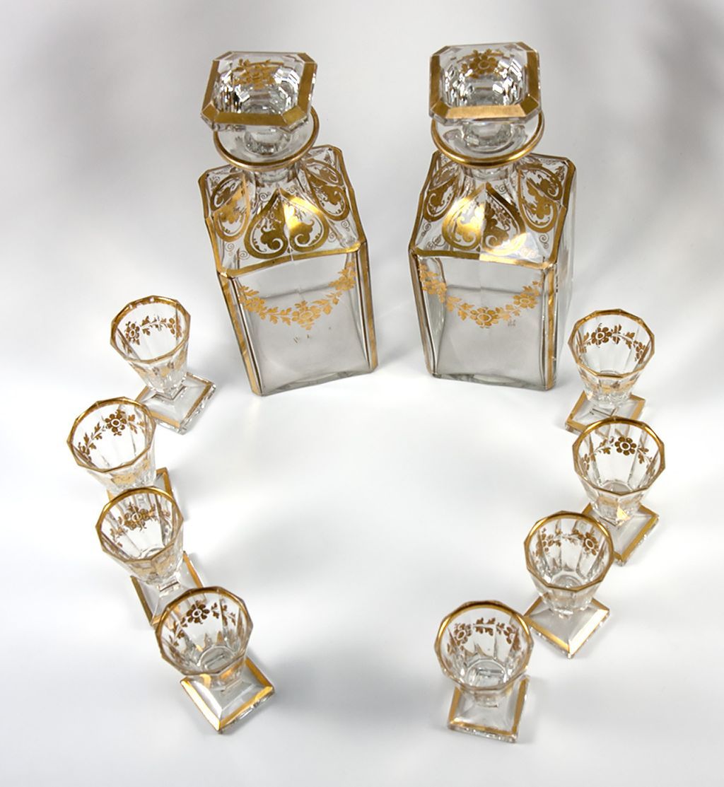 Fine 19th C. French Baccarat Crystal 2 Decanter & 8 Cordials Liqueur