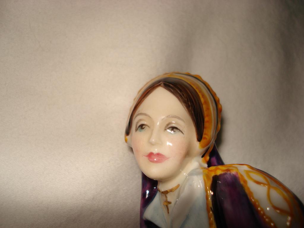 Royal Doulton Catherine Howard Ltd Edition Porcelain Queen Of the Realm Collection Royal Doulton Catherine Howard Ltd Edition Porcelain Queen Of the Realm Collection