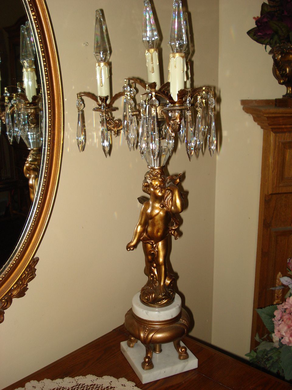 Vintage Bronze Cherub Electric Candelabra Vintage Bronze Cherub Electric Candelabra