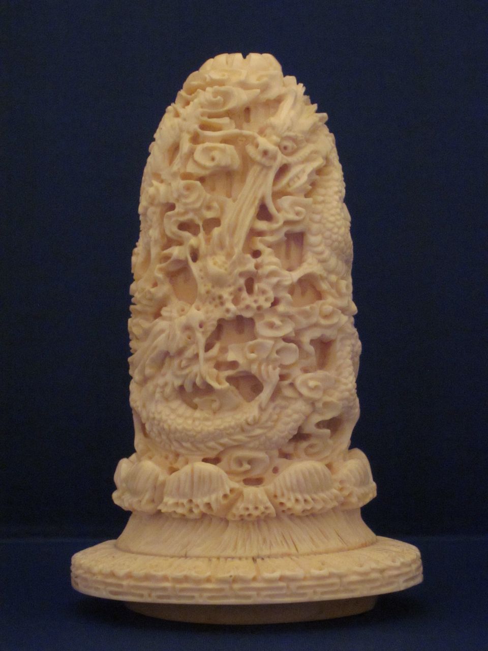 22" Chinese IVORY Antique Carved Lidded Vase *MONUMENTAL* c 1900 SIGNED 22" Chinese IVORY Antique Carved Lidded Vase *MONUMENTAL* c 1900 SIGNED