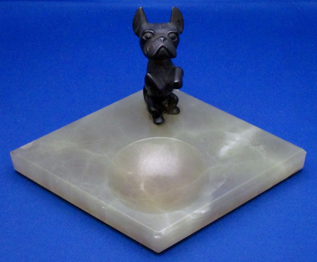 Hagenauer Vienna Bronze Terrier and Green Onyx Vide Poche Hagenauer Vienna Bronze Terrier and Green Onyx Vide Poche