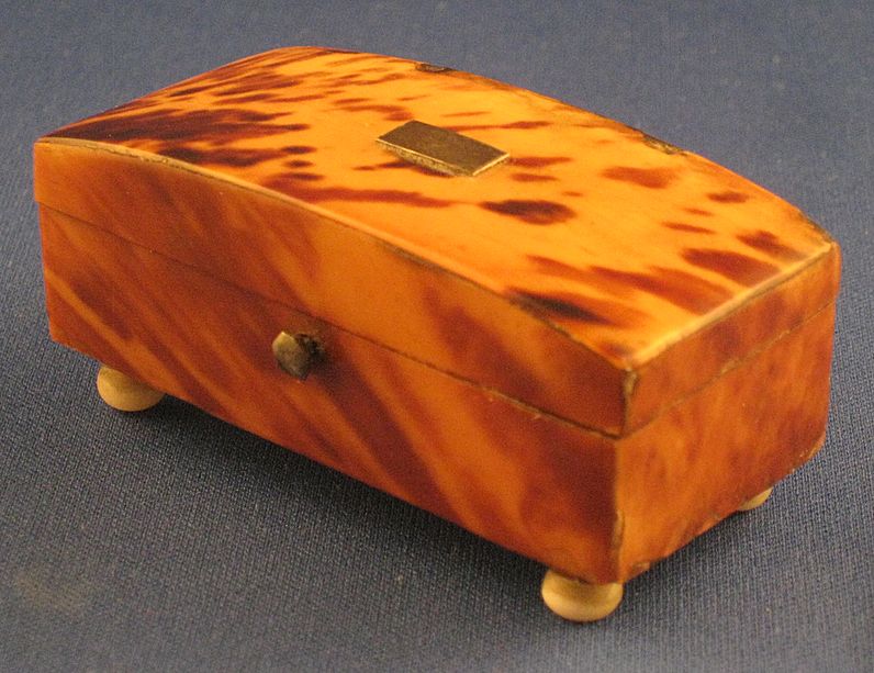 Antique Spotted Tortoiseshell and Ivory Miniature Sewing Needle/Thimble Box Antique Spotted Tortoiseshell and Ivory Miniature Sewing Needle/Thimble Box