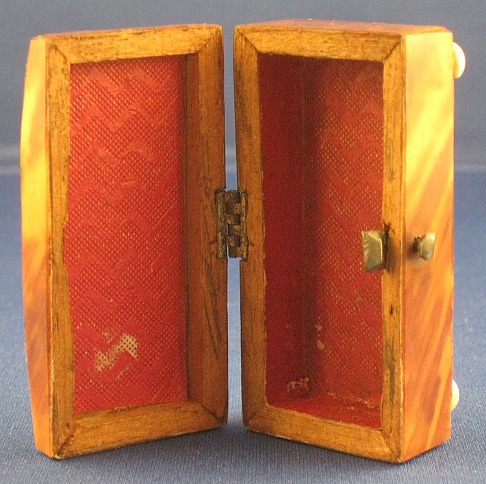 Antique Spotted Tortoiseshell and Ivory Miniature Sewing Needle/Thimble Box Antique Spotted Tortoiseshell and Ivory Miniature Sewing Needle/Thimble Box