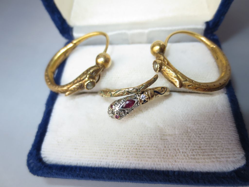 For Julie! Ultra Rare Gold Diamond Ruby and Sapphire and Enamel Serpent or Snake Ring ~ Antique Georgian Period For Julie! Ultra Rare Gold Diamond Ruby and Sapphire and Enamel Serpent or Snake Ring ~ Antique Georgian Period