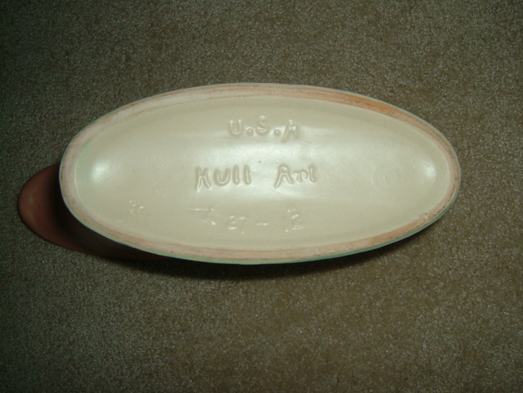 Hull Water Lily Double Cornucopia Vase Hull Water Lily Double Cornucopia Vase