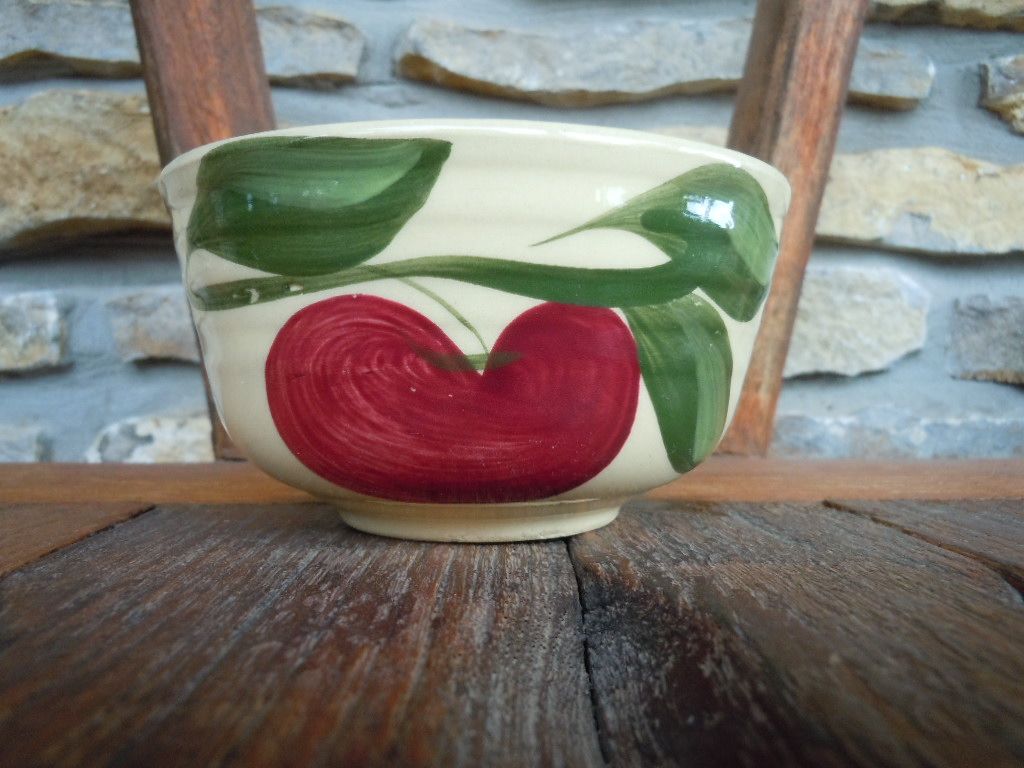 Watt #4 Apple Bowl Watt #4 Apple Bowl