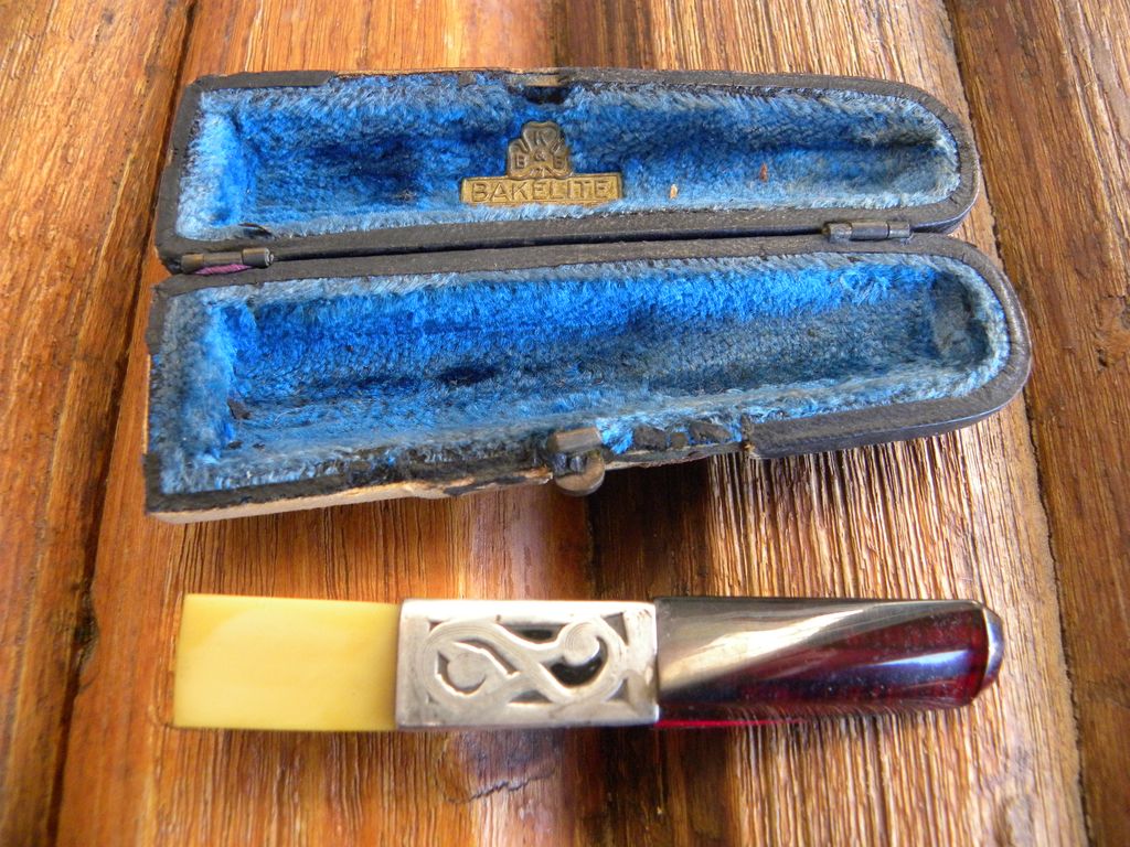 Vintage Sterling and Bakelite Cigarette Holder Vintage Sterling and Bakelite Cigarette Holder