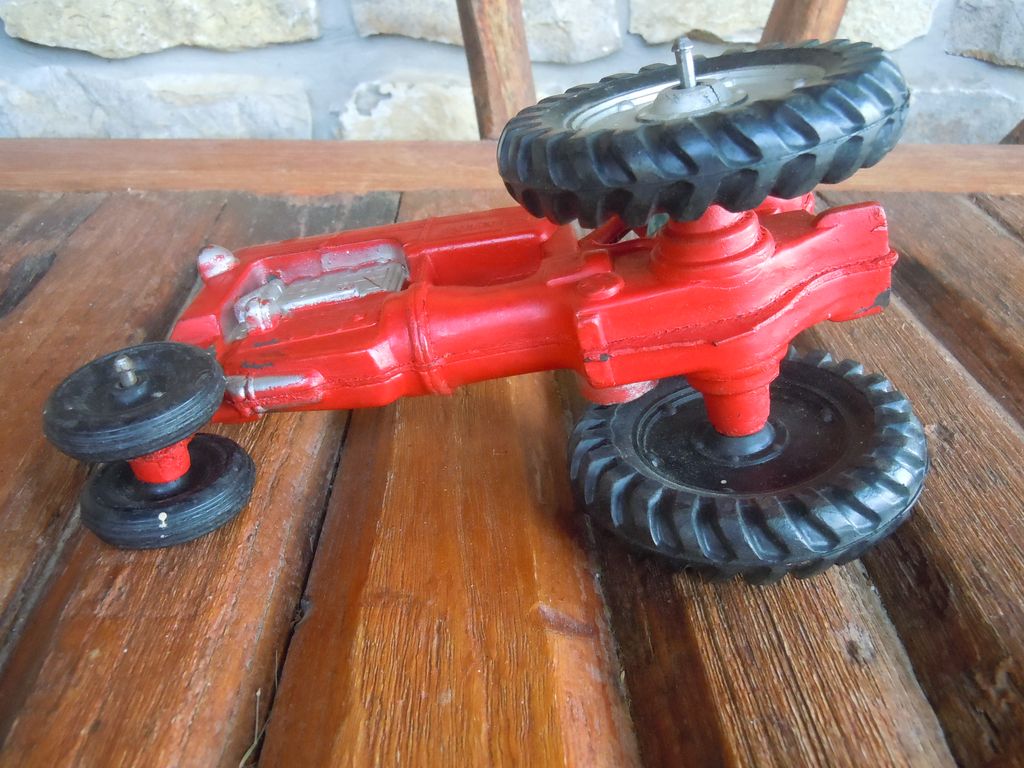 Aburn Rubber Tractor Aburn Rubber Tractor