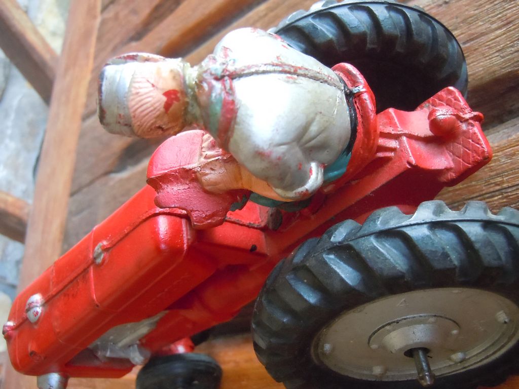 Aburn Rubber Tractor Aburn Rubber Tractor