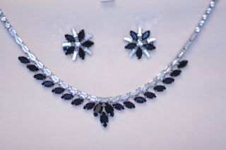Signed B David Necklace and Earrings Set in Original Box Signed B David Necklace and Earrings Set in Original Box