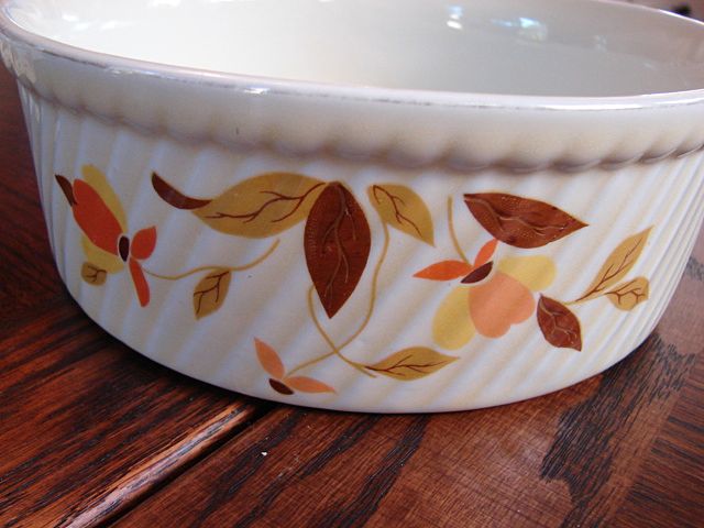 Hall China Jewel Tea Autumn Leaf Open Casserole French Baker & 3 small Souffle Bakers Hall #505 Free Shipping Hall China Jewel Tea Autumn Leaf Open Casserole French Baker & 3 small Souffle Bakers Hall #505 Free Shipping
