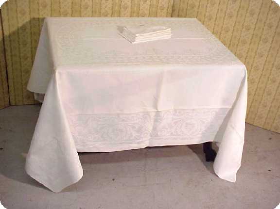 Damask Linen Banquet Tablecloth + Napkins Set Grape Heirloom Damask Linen Banquet Tablecloth + Napkins Set Grape Heirloom