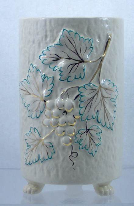 Avalon Faience Albino Majolica Vase Chesapeake Pottery D. F. Haynes American Pottery c.1885 Avalon Faience Albino Majolica Vase Chesapeake Pottery D. F. Haynes American Pottery c.1885