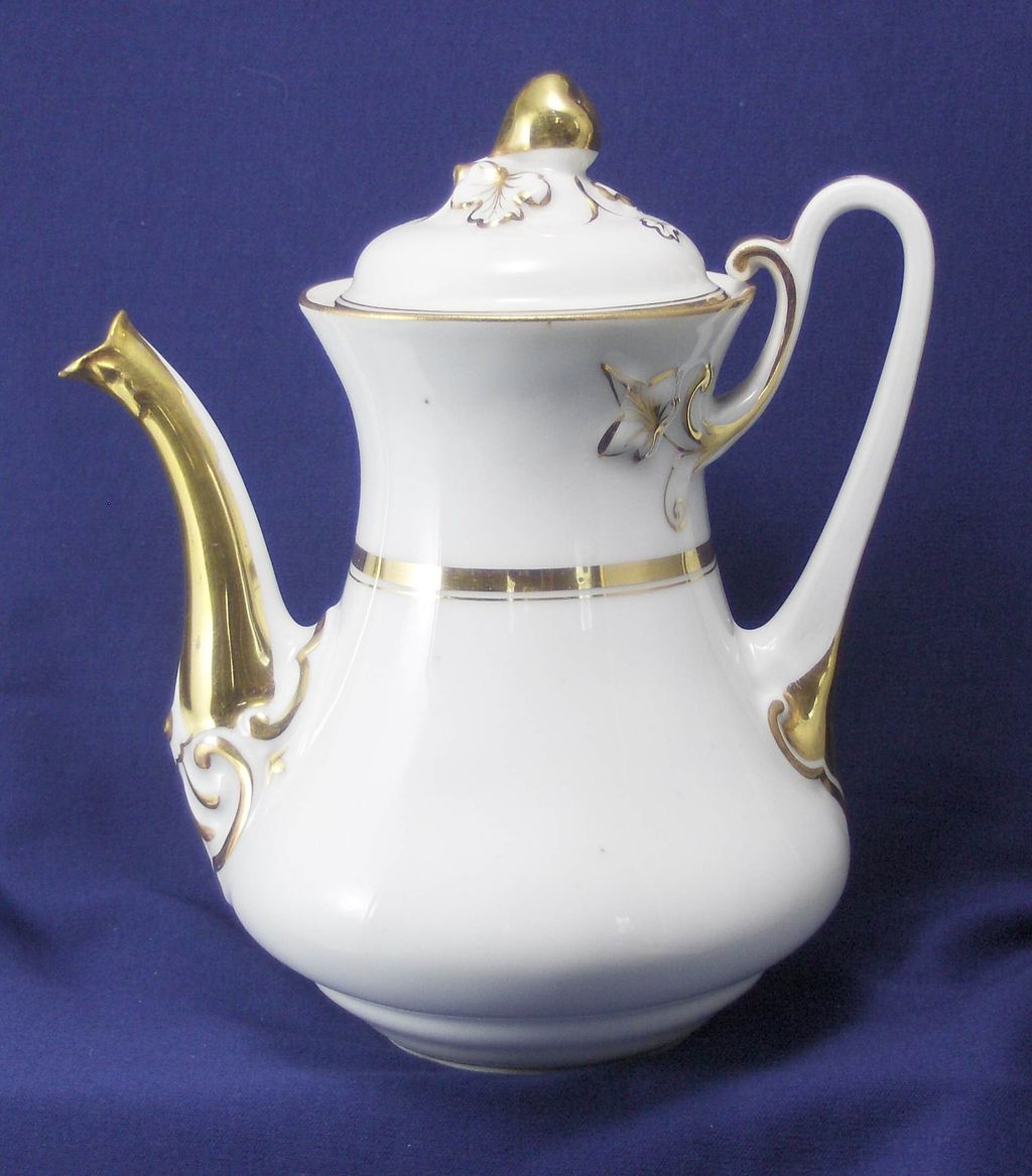 Porcelain White and Gold Band Tea Pot Wedding Band with Fruit Finial Porcelain White and Gold Band Tea Pot Wedding Band with Fruit Finial