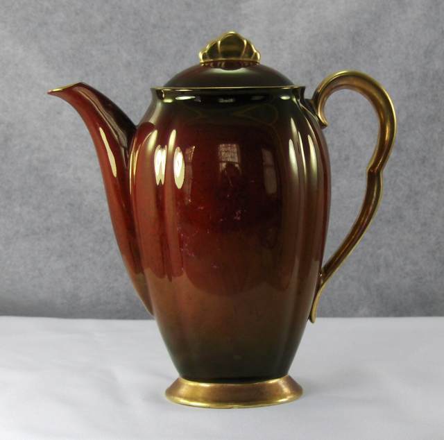Carlton Ware Rouge Royal Coffee Pot and 6 Cups & Saucers Carlton Ware Rouge Royal Coffee Pot and 6 Cups & Saucers