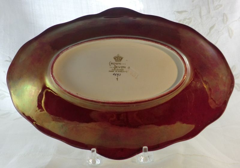 Crown Devon Fielding's Ruby Lustrine Oval Dish Gold Leaf Vines Crown Devon Fielding's Ruby Lustrine Oval Dish Gold Leaf Vines
