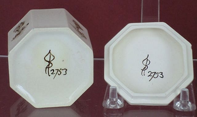 Wedgwood Alfred Powell Lustre Luster Hand Painted Queen's Ware Box ca. 1916 Wedgwood Alfred Powell Lustre Luster Hand Painted Queen's Ware Box ca. 1916