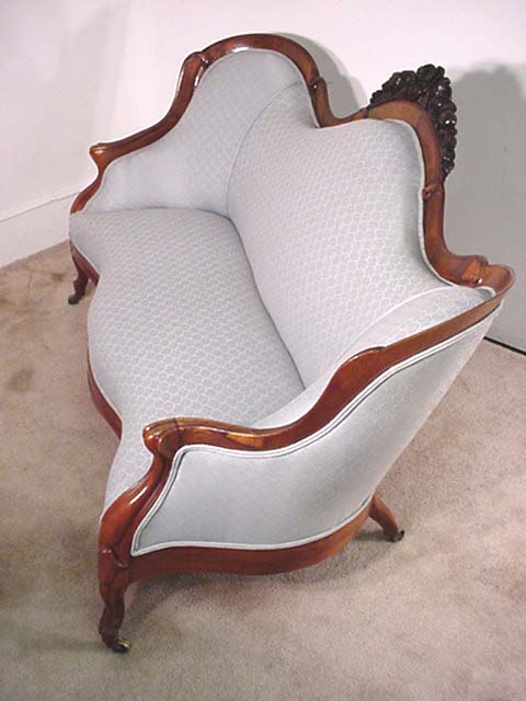 Belter Victorian Sofa, Couch, Rosewood Belter Victorian Sofa, Couch, Rosewood