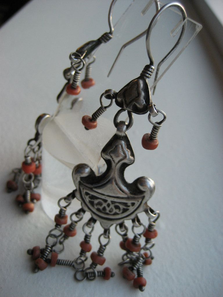 Vintage Afghan Tribal Silver And Coral Dangly Earrings Vintage Afghan Tribal Silver And Coral Dangly Earrings