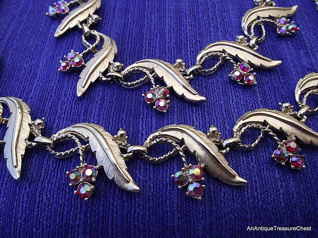JUDY LEE Necklace & Bracelet Set, Golden Treasure! JUDY LEE Necklace & Bracelet Set, Golden Treasure!