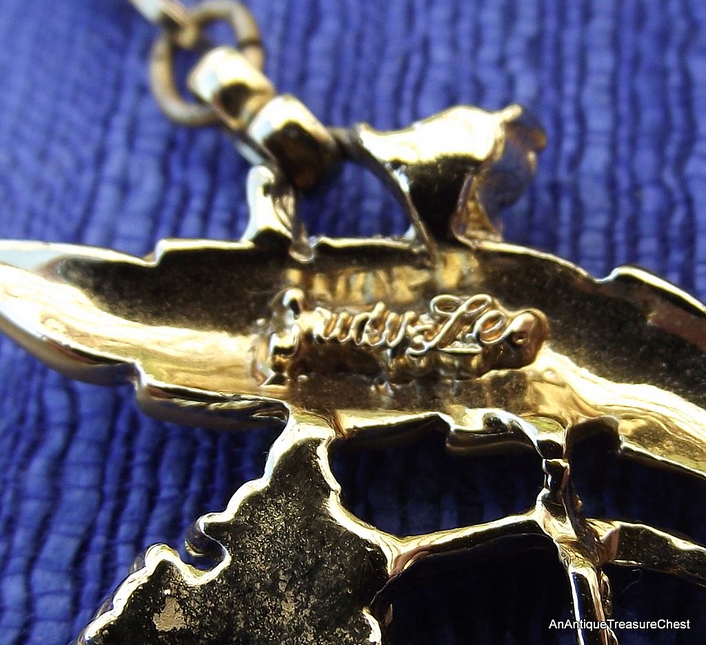 JUDY LEE Necklace & Bracelet Set, Golden Treasure! JUDY LEE Necklace & Bracelet Set, Golden Treasure!