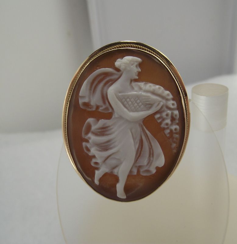 Wonderful 14k Gold Framed Real Carved Cameo Brooch - Pendant! Wonderful 14k Gold Framed Real Carved Cameo Brooch - Pendant!