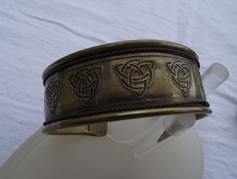 Gorgeous Older Celtic Design Cuff Bracelet! Gorgeous Older Celtic Design Cuff Bracelet!