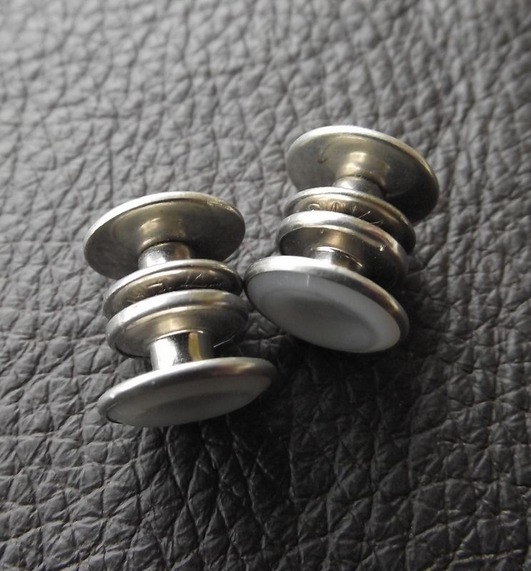 Mother Of Pearl Face, Snap Tite Vintage Cuff Links! Mother Of Pearl Face, Snap Tite Vintage Cuff Links!