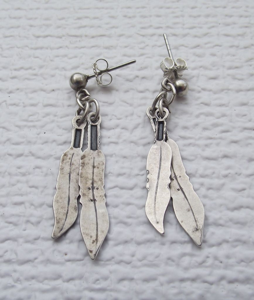 Lovely Sterling Silver Feather Earrings, Native American Design Lovely Sterling Silver Feather Earrings, Native American Design