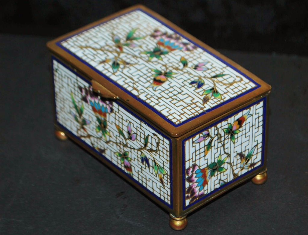 French Cloisonne Enamel Table Snuff Box, c. 1890 French Cloisonne Enamel Table Snuff Box, c. 1890
