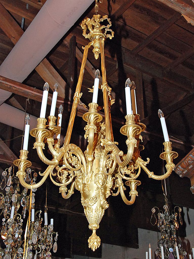 French Dore Bronze Chandelier French Dore Bronze Chandelier