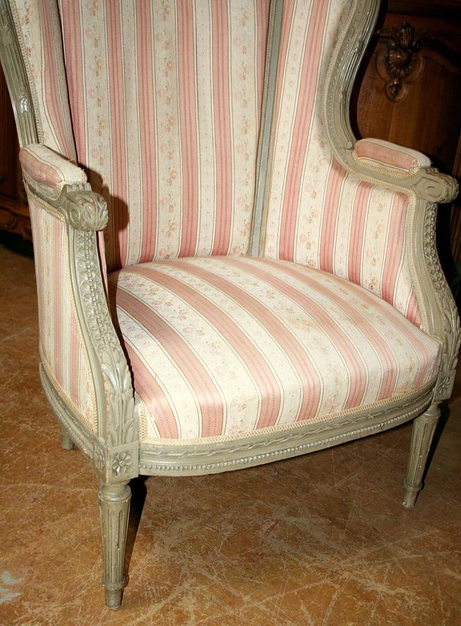 Regal Pair of Louis XVI Style Bergeres Regal Pair of Louis XVI Style Bergeres