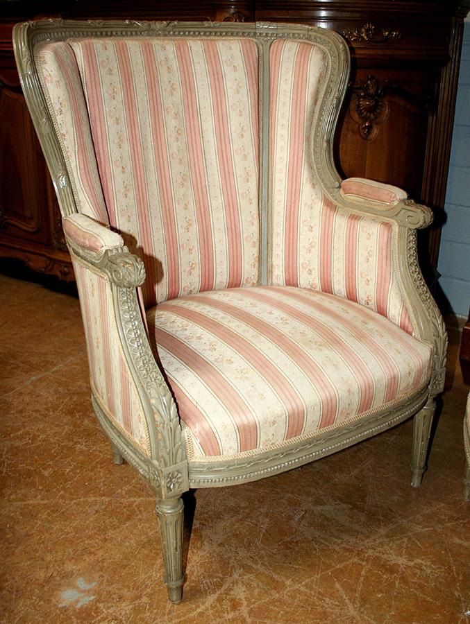 Regal Pair of Louis XVI Style Bergeres Regal Pair of Louis XVI Style Bergeres
