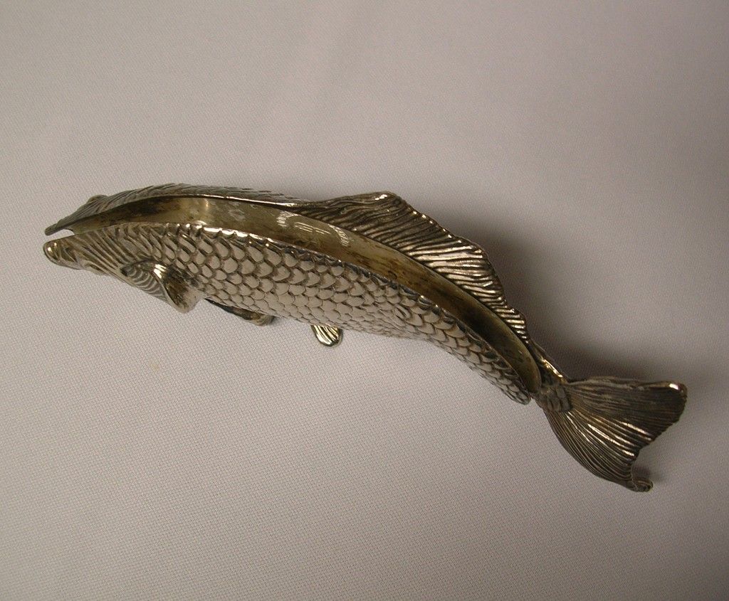 Large Silver Plated Fish Napkin / Serviette Holder Large Silver Plated Fish Napkin / Serviette Holder