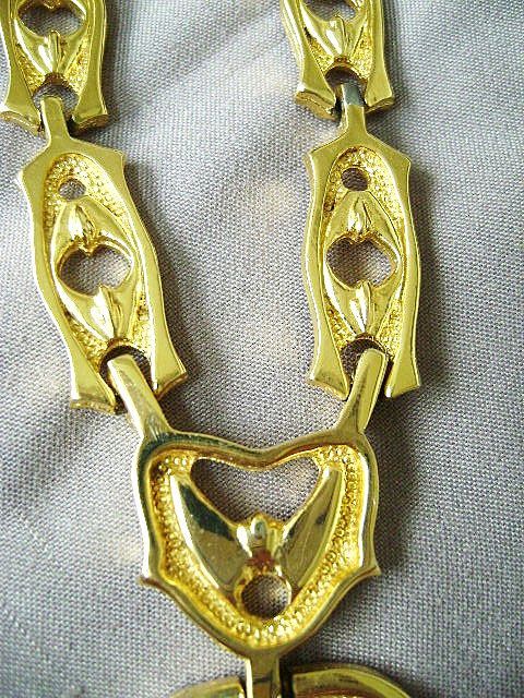 Vintage Kramer Heavy Goldtone Open Link Mod Pendant Necklace Vintage Kramer Heavy Goldtone Open Link Mod Pendant Necklace