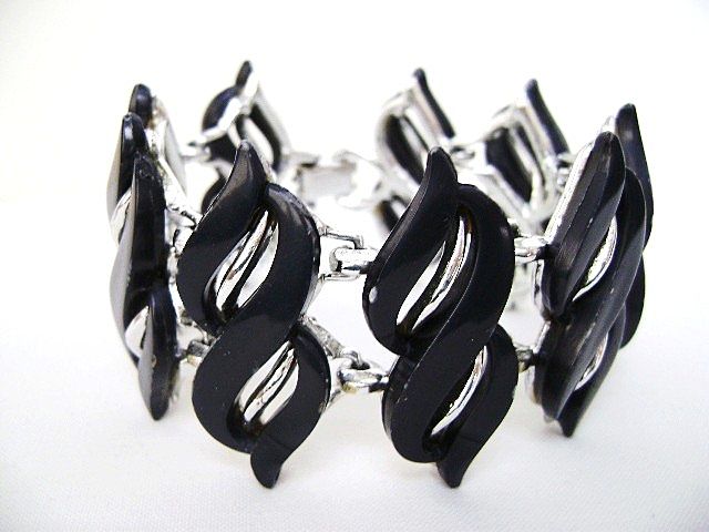 Moderne Demi Wide Grey Thermoset Swirl Bracelet & Clips Moderne Demi Wide Grey Thermoset Swirl Bracelet & Clips