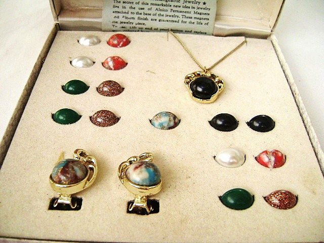 Lady Ellen Interchangeable Magne-Gems Demi Necklace & Clips Lady Ellen Interchangeable Magne-Gems Demi Necklace & Clips
