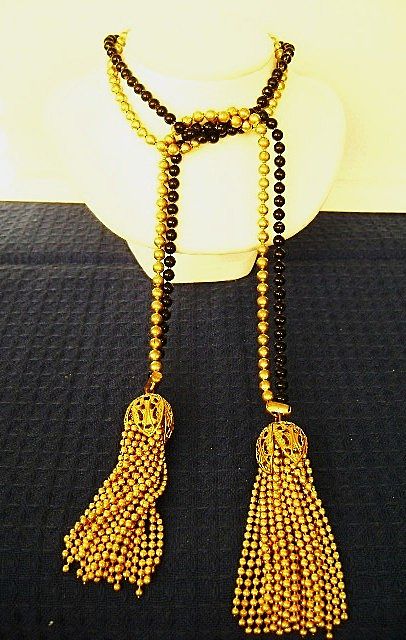VINTAGE Black Enamel & Gold Tone Bead Lariat w/Tassels & Black Beaded Umbrella Clips VINTAGE Black Enamel & Gold Tone Bead Lariat w/Tassels & Black Beaded Umbrella Clips